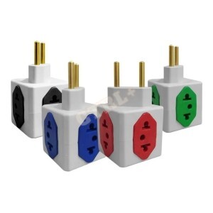 ADP. TOMADA 10A/20A (CUBO C/ 4 TOMADAS)